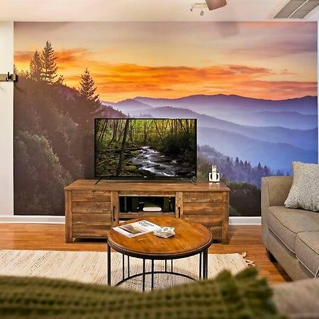 Willow Trace: Family Retreat, Hot Tub, Gaming! Pigeon Forge Exteriér fotografie