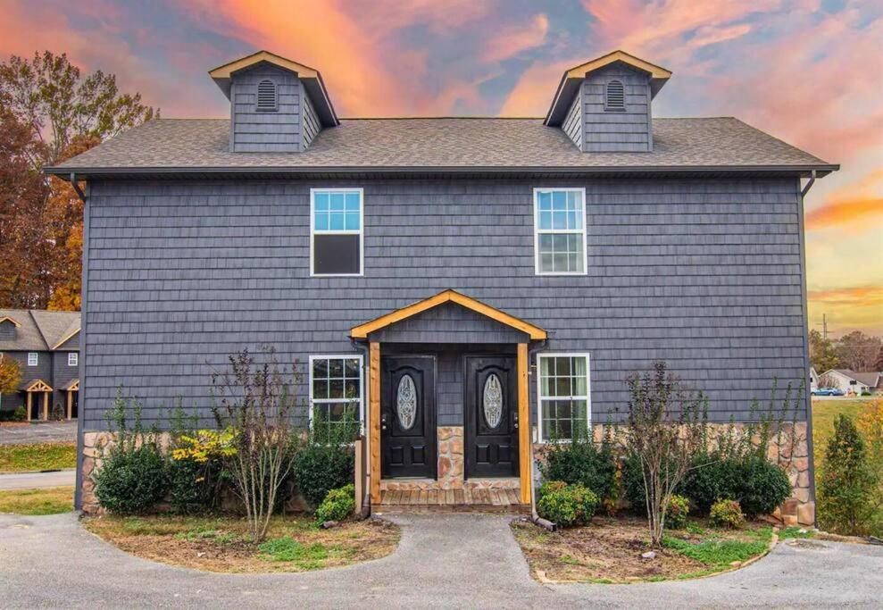 Willow Trace: Family Retreat, Hot Tub, Gaming! Pigeon Forge Exteriér fotografie